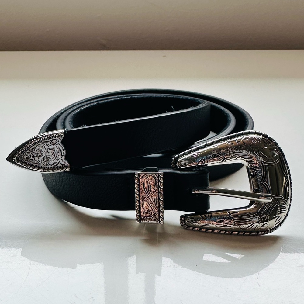 B-low the belt “baby frank belt”